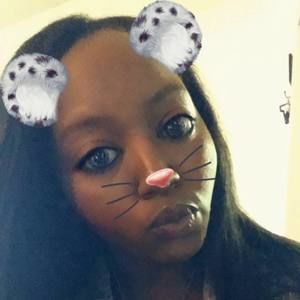 Meet your Posher, Kendra